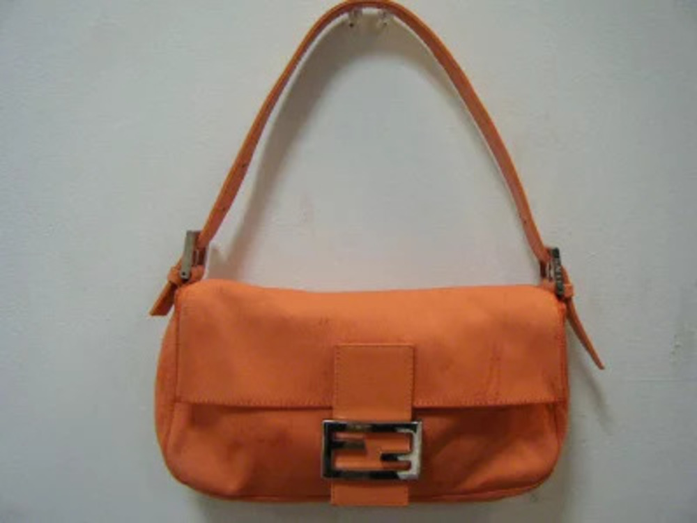 Fendi Mamma Bucket Orange Leather